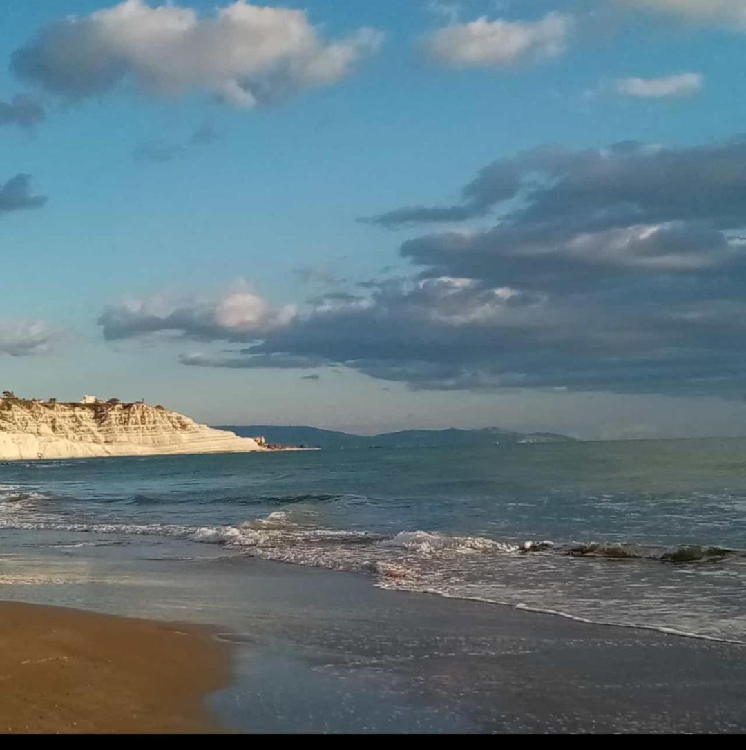 Casa Vacanze Abbacari 레알몬테 외부 사진